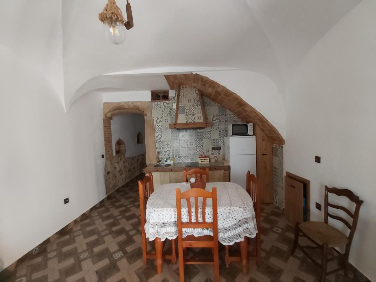דירות Arroyomolinos de Montánchez La Casina De Carmina מראה חיצוני תמונה